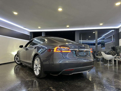 Tesla Model S Gebrauchtwagen