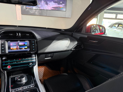 Jaguar XE Gebrauchtwagen Jaguar XE Gebrauchtwagen