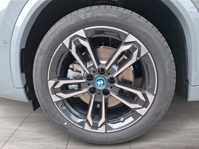 BMW iX2 Neuwagen