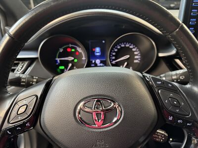 Toyota C-HR Gebrauchtwagen
