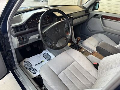 Mercedes-Benz E-Klasse Gebrauchtwagen Mercedes-Benz E-Klasse Gebrauchtwagen