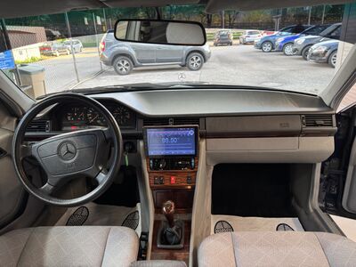Mercedes-Benz E-Klasse Gebrauchtwagen Mercedes-Benz E-Klasse Gebrauchtwagen