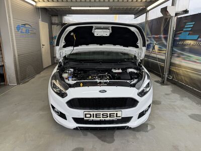 Ford S-MAX Gebrauchtwagen