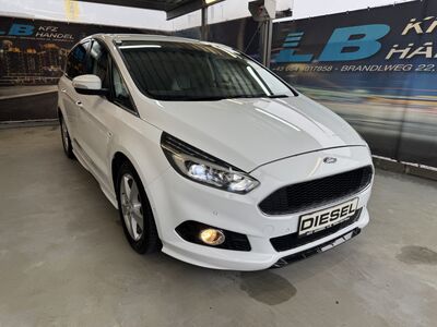 Ford S-MAX Gebrauchtwagen