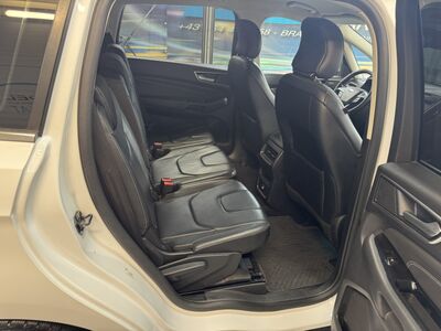 Ford S-MAX Gebrauchtwagen