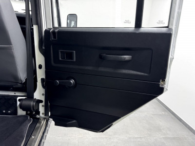 Land Rover Defender Gebrauchtwagen