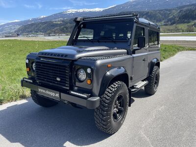 Land Rover Defender Gebrauchtwagen