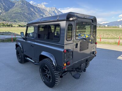 Land Rover Defender Gebrauchtwagen