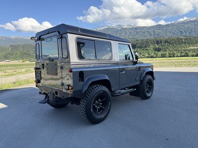 Land Rover Defender Gebrauchtwagen