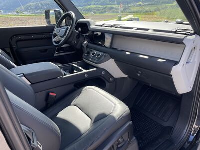 Land Rover Defender Gebrauchtwagen