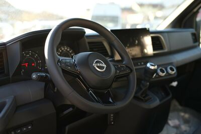 Nissan Interstar Tageszulassung