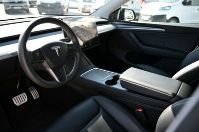 Tesla Model Y Gebrauchtwagen