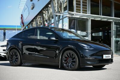 Tesla Model Y Gebrauchtwagen