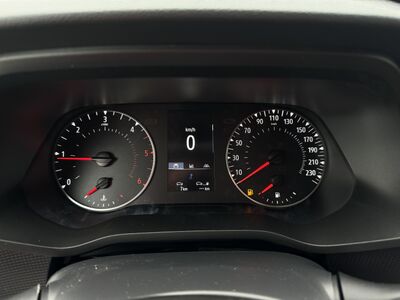 Nissan Primastar Neuwagen