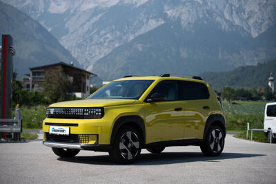 Fiat Grande Panda Tageszulassung