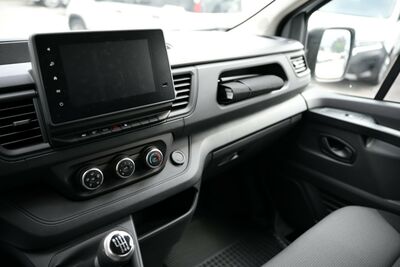 Nissan Primastar Tageszulassung