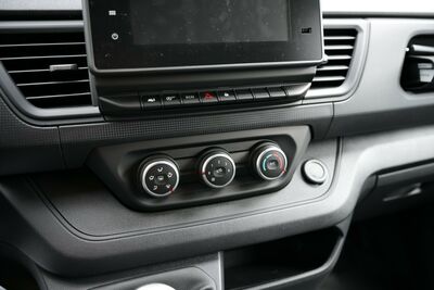 Nissan Primastar Tageszulassung