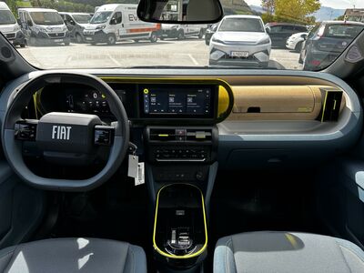 Fiat Grande Panda Tageszulassung