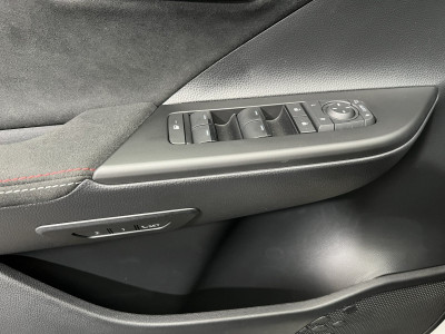 Toyota C-HR Vorführwagen