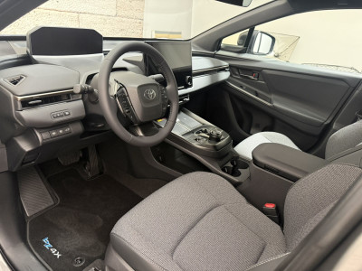 Toyota bZ4X Neuwagen
