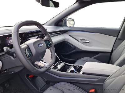 Ford Capri Vorführwagen