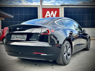 Tesla Model 3 Gebrauchtwagen