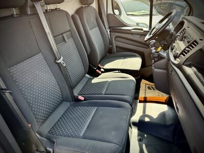 Ford Tourneo Custom Gebrauchtwagen