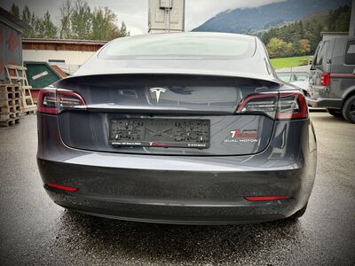 Tesla Model 3 Gebrauchtwagen Tesla Model 3 Gebrauchtwagen