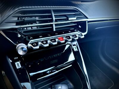 Peugeot 208 Gebrauchtwagen Peugeot 208 Gebrauchtwagen