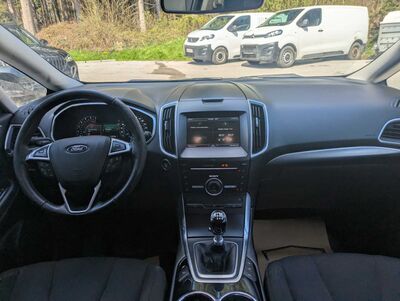 Ford S-MAX Gebrauchtwagen