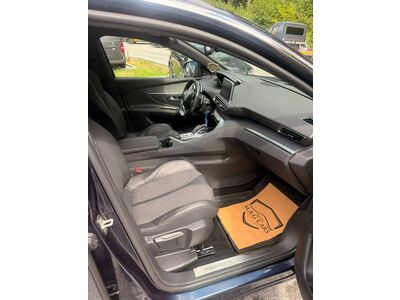 Peugeot 5008 Gebrauchtwagen Peugeot 5008 Gebrauchtwagen