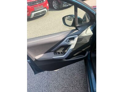 Peugeot 2008 Gebrauchtwagen Peugeot 2008 Gebrauchtwagen