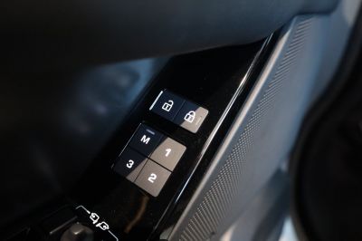 Land Rover Range Rover Velar Jahreswagen Land Rover Range Rover Velar Jahreswagen