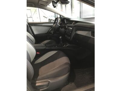 Toyota Avensis Gebrauchtwagen
