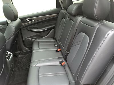 DFSK/DFM/FORTHING E5 Jahreswagen DFSK/DFM/FORTHING E5 Jahreswagen