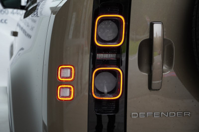 Land Rover Defender Gebrauchtwagen