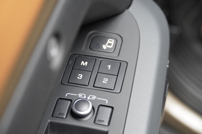 Land Rover Defender Gebrauchtwagen