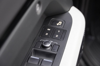 Land Rover Defender Gebrauchtwagen