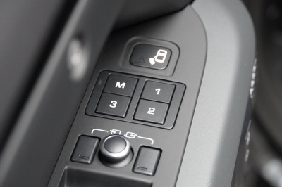 Land Rover Defender Gebrauchtwagen