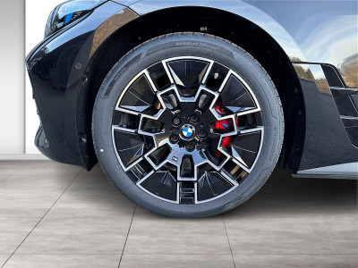 BMW i4 Neuwagen