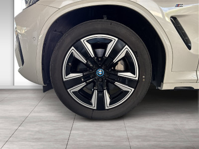 BMW iX3 Gebrauchtwagen