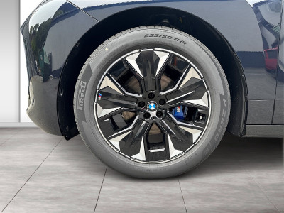 BMW iX Neuwagen