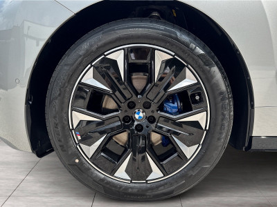 BMW iX Neuwagen BMW iX Neuwagen