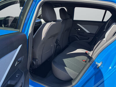 Opel Astra Vorführwagen