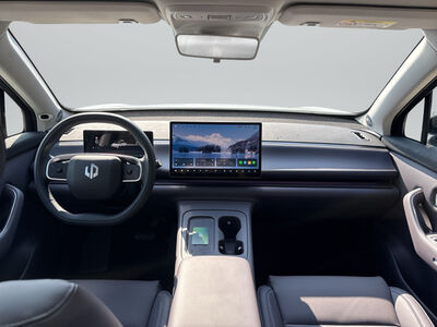 Leapmotor C10 Vorführwagen