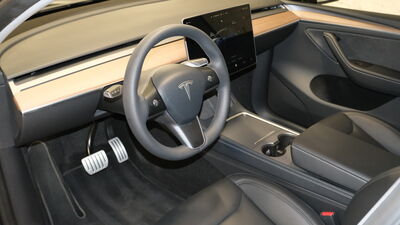 Tesla Model Y Gebrauchtwagen