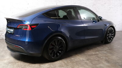 Tesla Model Y Gebrauchtwagen