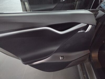 Tesla Model S Gebrauchtwagen