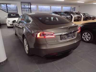 Tesla Model S Gebrauchtwagen