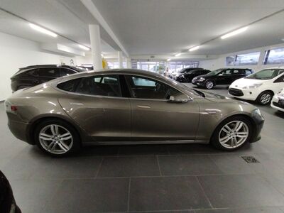 Tesla Model S Gebrauchtwagen